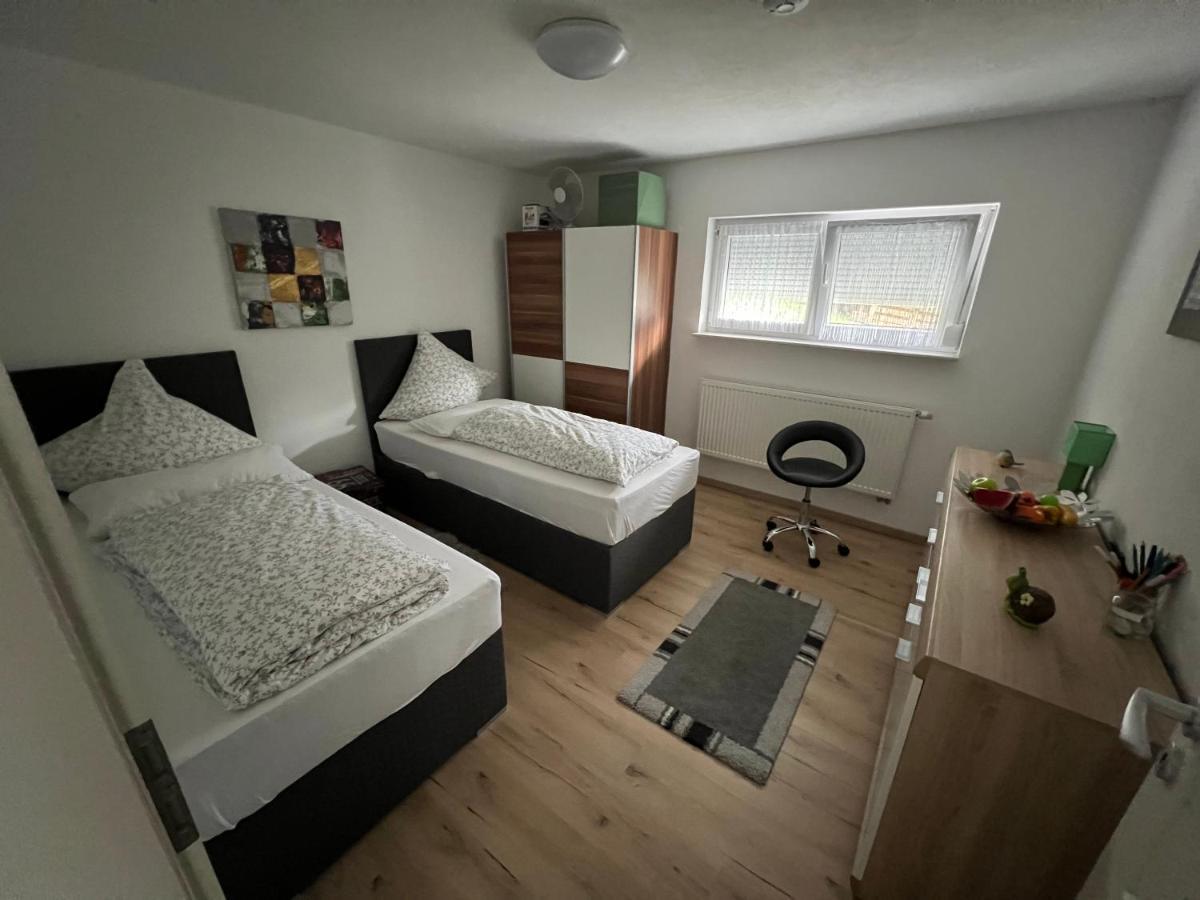 Terrassenwohnung In Estenfeld Bei Wuerzburg Esterno foto