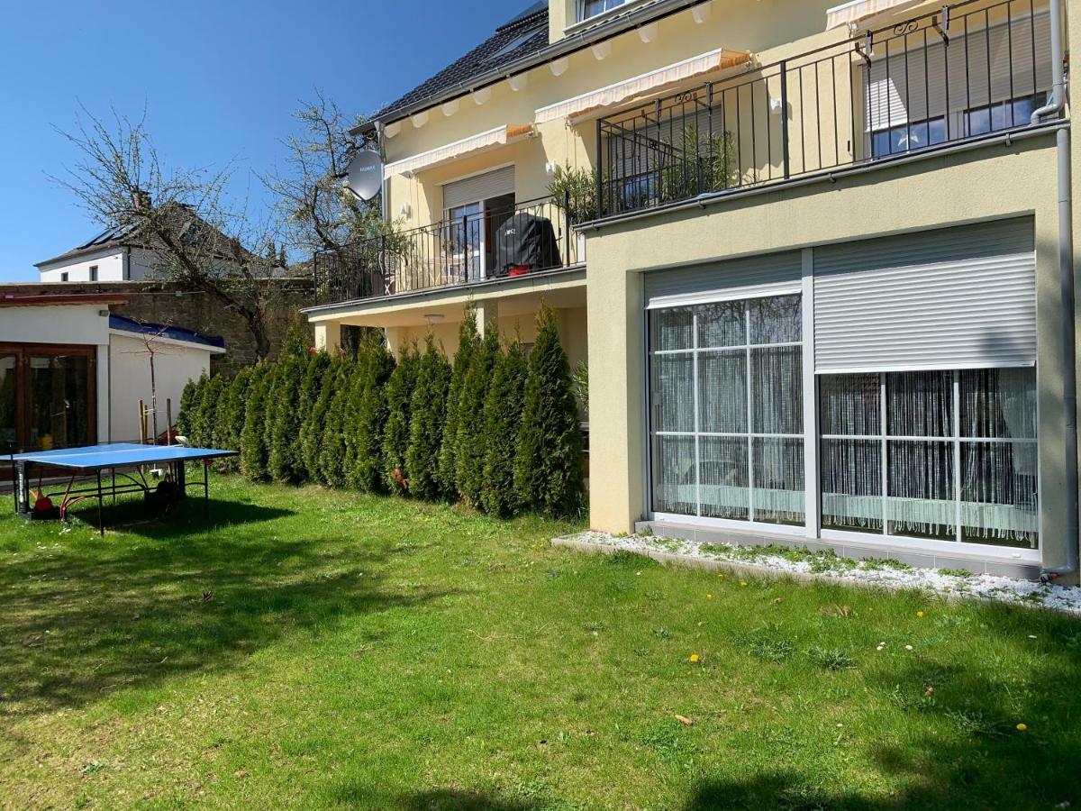 Terrassenwohnung In Estenfeld Bei Wuerzburg Esterno foto