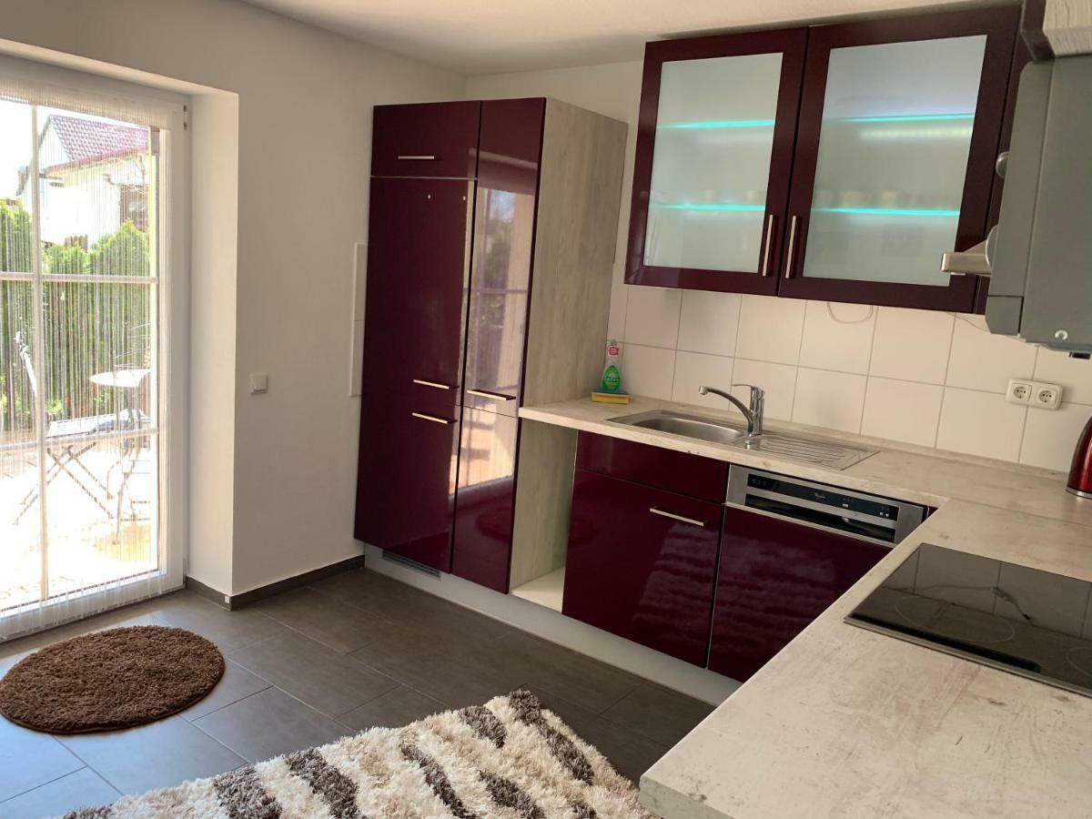 Terrassenwohnung In Estenfeld Bei Wuerzburg Esterno foto